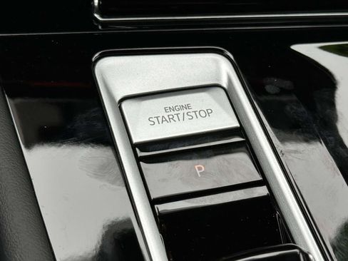 Certified 2025 Volkswagen Atlas Cross Sport SEL Premium R-Line image 22