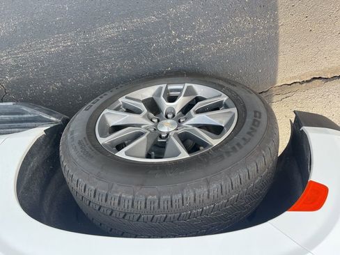 Used 2023 Chevrolet Tahoe LT w/ LT Signature Plus Package image 15