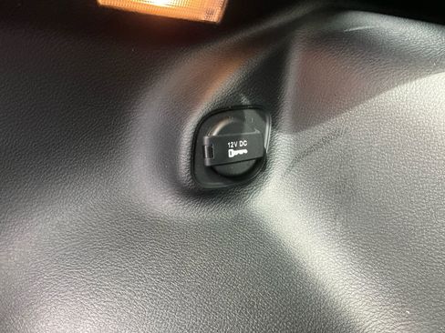 Used 2023 Jeep Cherokee Altitude Lux AWD/4WD image 31