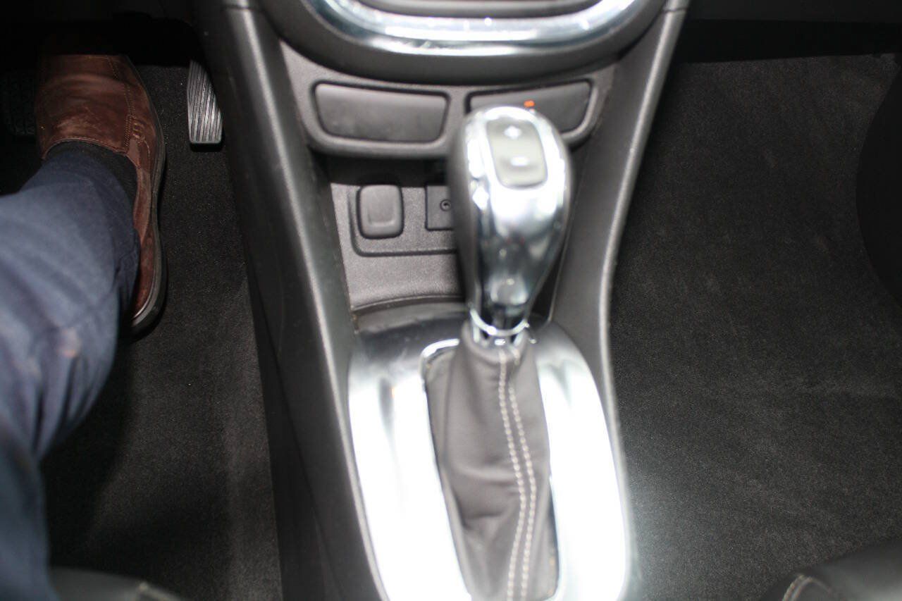 Used 2014 Buick Encore Leather AWD/4WD image 10