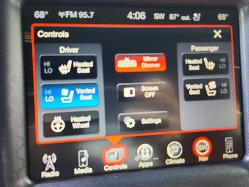 Used 2015 Dodge Challenger R/T Plus RWD image 18