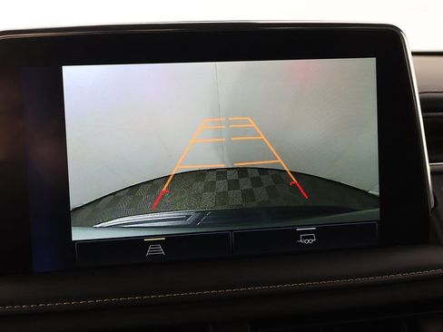 Used 2023 Chevrolet Suburban Premier image 48