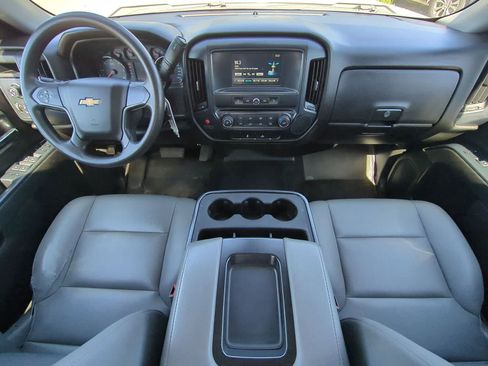 Used 2018 Chevrolet Silverado 1500 W/T w/ Trailering Package AWD/4WD image 15
