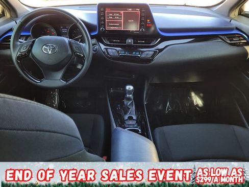 Used 2020 Toyota C-HR XLE image 19