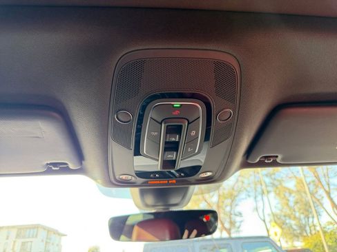 Used 2022 Audi SQ5 Premium Plus image 24