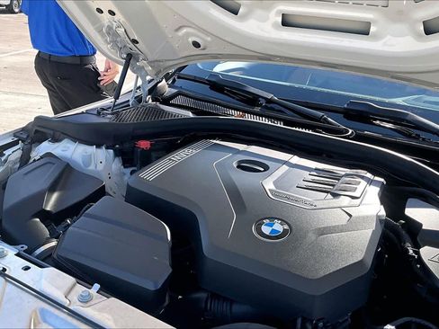Used 2024 BMW 230i Coupe w/ Premium Package RWD image 28