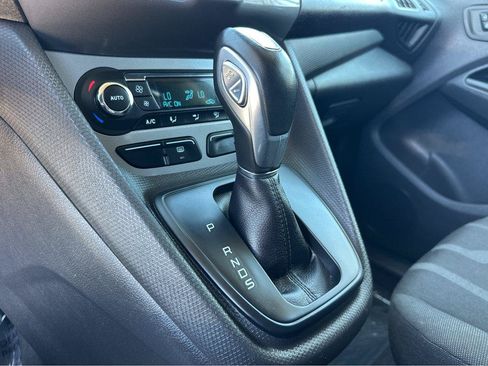 Used 2017 Ford Transit Connect XLT FWD image 27