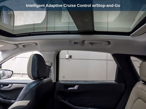 Used 2022 Ford Escape SEL w/ Technology Package image 13