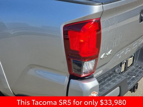 Used 2022 Toyota Tacoma SR5 w/ Technology Package AWD/4WD image 40
