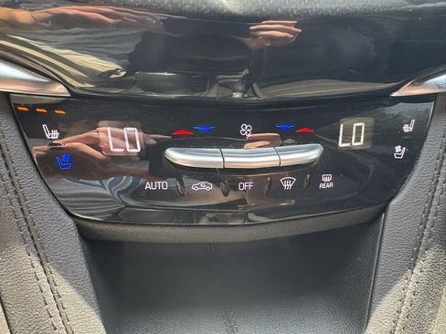 Certified 2023 Cadillac XT6 Sport image 18