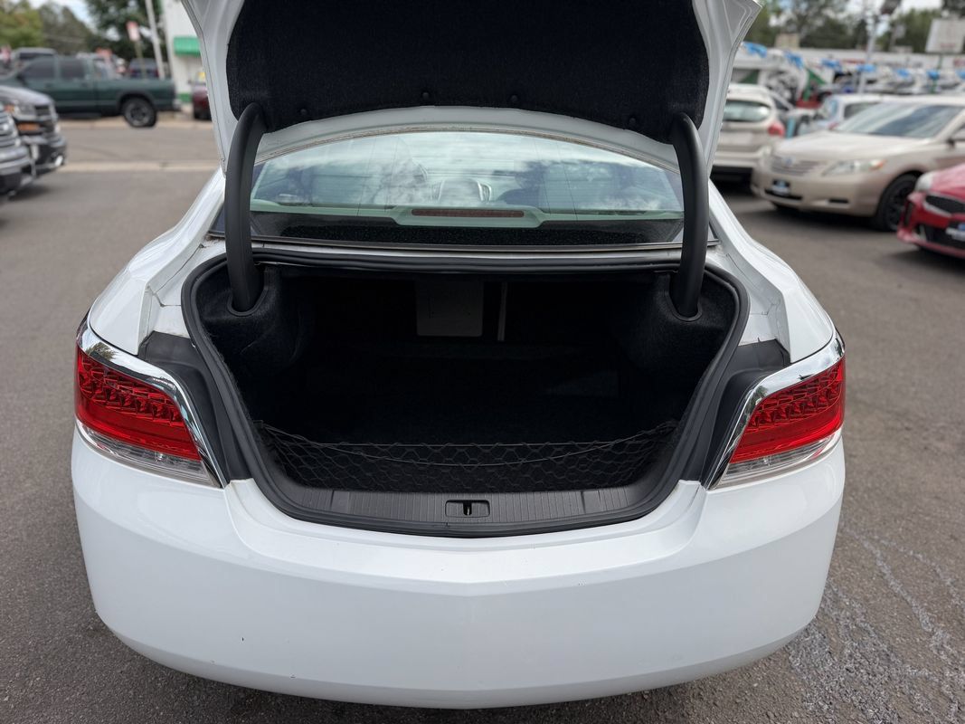 Used 2010 Buick LaCrosse CXL FWD image 14
