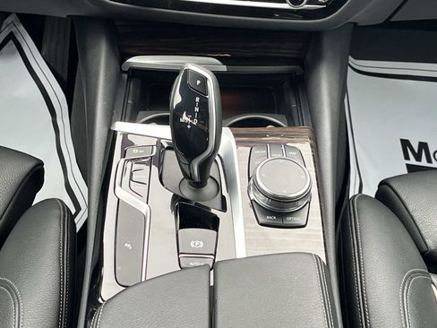 Used 2019 BMW 530i xDrive image 16