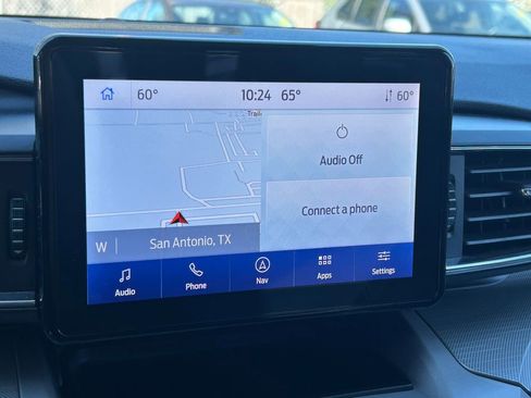 Used 2023 Ford Explorer XLT w/ Equipment Group 202A image 34