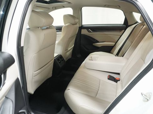 Used 2020 Honda Accord EX-L image 12