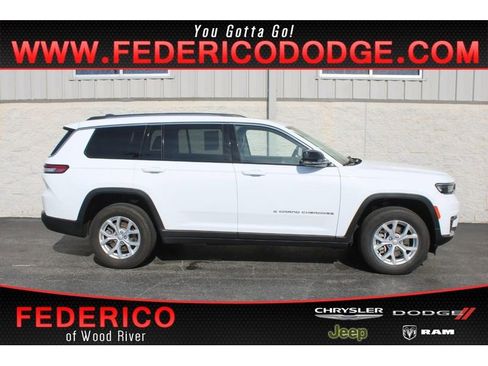 Used 2023 Jeep Grand Cherokee L Limited AWD/4WD image 1