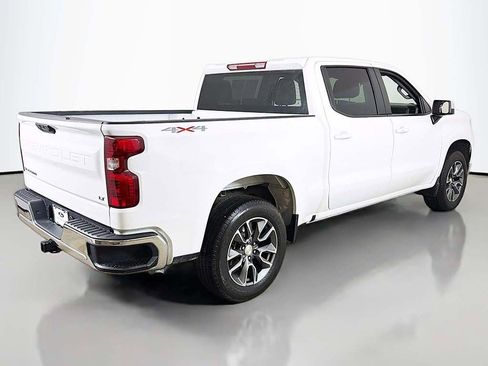 Used 2024 Chevrolet Silverado 1500 LT image 8