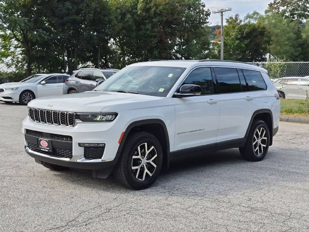 Used 2025 Jeep Grand Cherokee L Limited w/ MOPAR Finishing Package AWD/4WD image 11