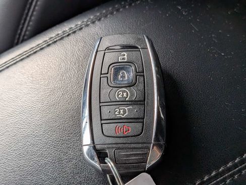 Used 2019 Lincoln MKC Reserve w/ MKC Climate Package AWD/4WD image 31