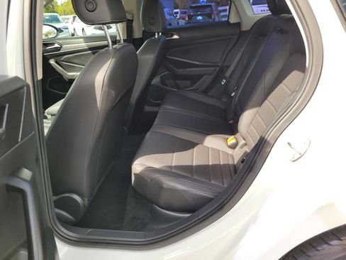 Used 2021 Volkswagen Jetta R-Line FWD image 13