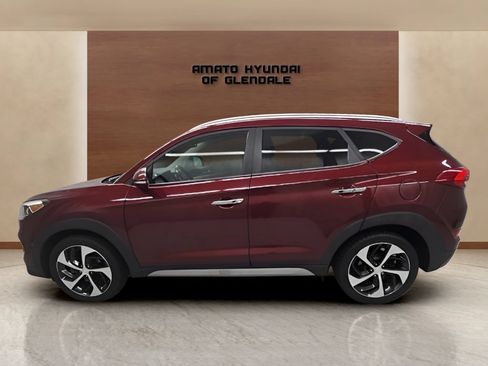 Used 2017 Hyundai Tucson Limited AWD/4WD image 3