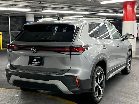 New 2025 Volkswagen Tiguan SE image 6