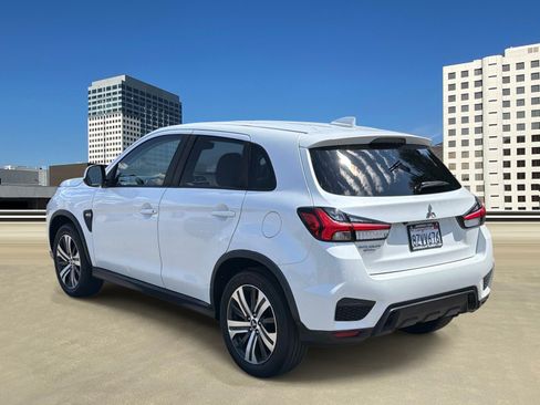 Used 2020 Mitsubishi Outlander Sport ES FWD image 3