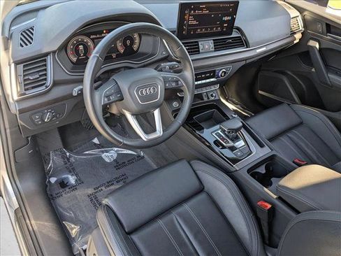 Used 2023 Audi Q5 2.0T Premium Plus w/ Premium Plus Package AWD/4WD image 10