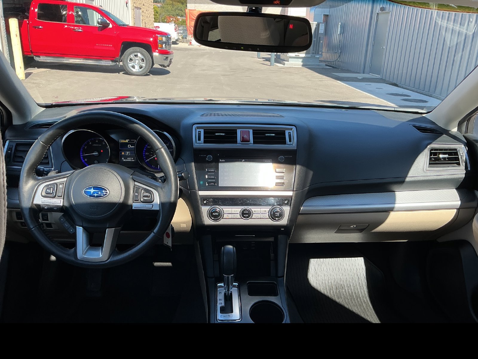 Used 2017 Subaru Outback 2.5i Premium AWD/4WD image 13