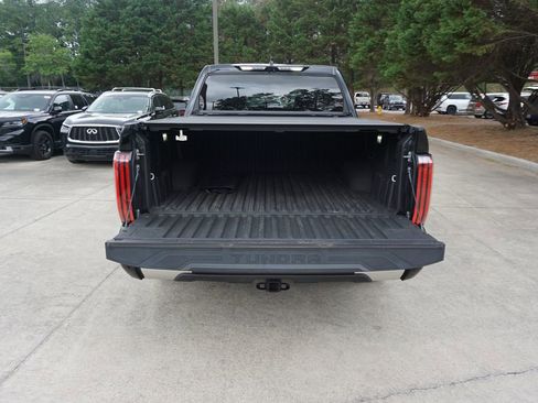 Used 2023 Toyota Tundra Limited AWD/4WD image 16