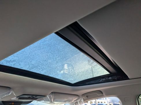 New 2026 Nissan Pathfinder SL image 13