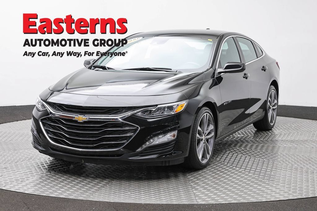 Used 2024 Chevrolet Malibu LT FWD image 1