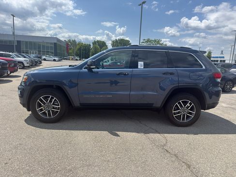 Used 2021 Jeep Grand Cherokee Limited AWD/4WD image 6