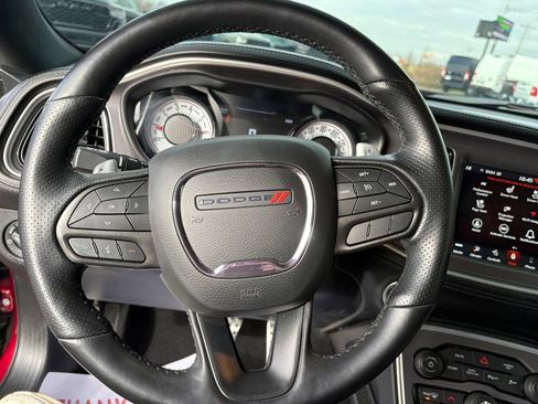 Certified 2022 Dodge Challenger R/T w/ Plus Package image 23