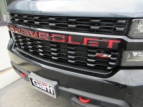 Used 2021 Chevrolet Silverado 1500 Custom Trail Boss image 18
