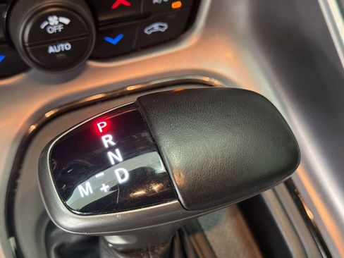 Used 2021 Dodge Challenger SXT image 13