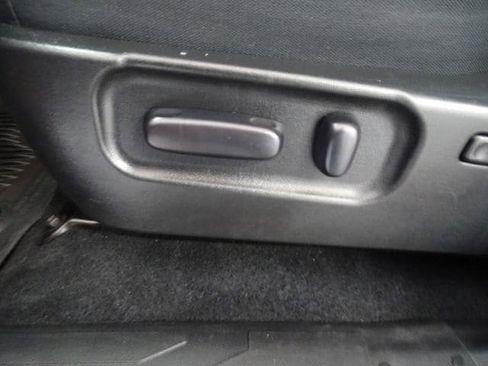 Used 2023 Toyota Tacoma TRD Sport image 3