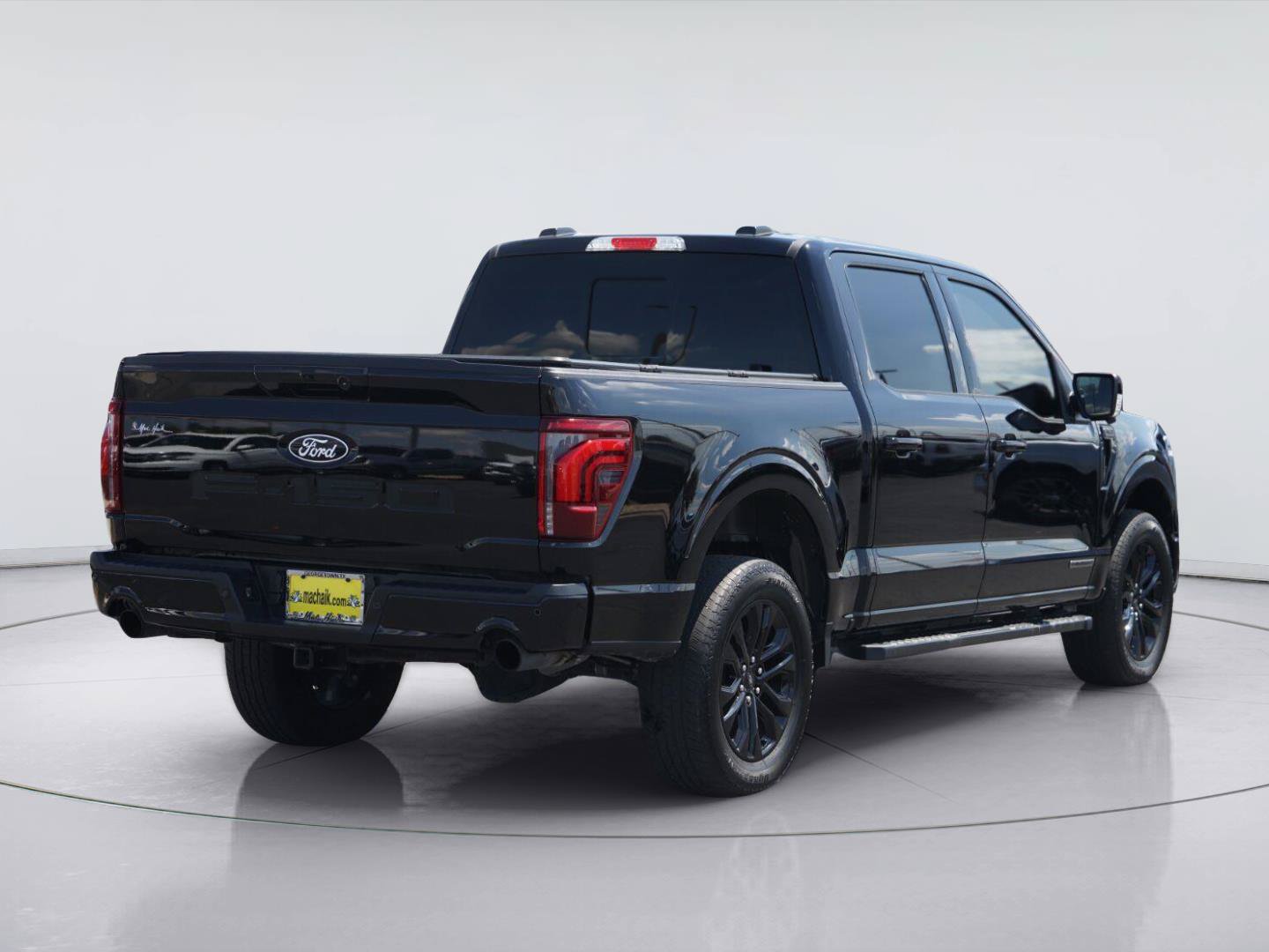 Certified 2024 Ford F150 Lariat w/ FX4 Off-Road Package AWD/4WD image 6