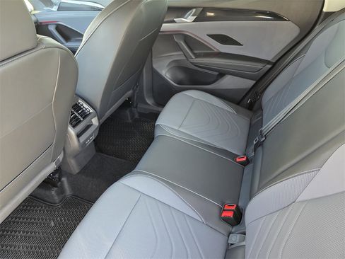 New 2026 Volkswagen Tiguan SE image 19