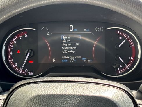 Used 2024 Toyota RAV4 LE AWD/4WD image 15