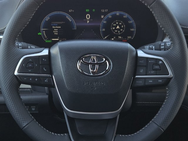 Certified 2026 Toyota Sienna Limited FWD image 26