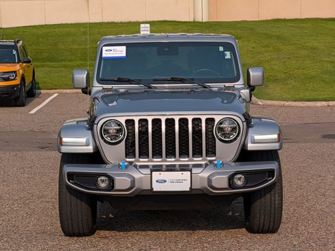 Used 2021 Jeep Wrangler Unlimited Sahara AWD/4WD image 10