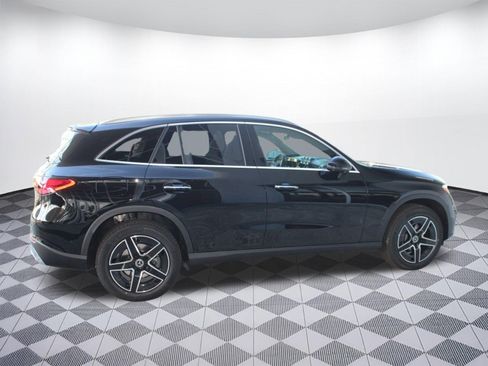 Used 2026 Mercedes-Benz GLC 300 image 8