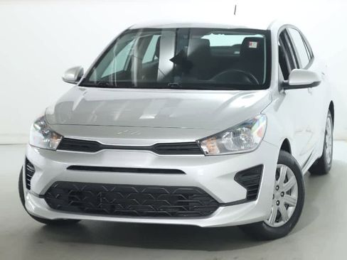 Used 2022 Kia Rio LX FWD image 3