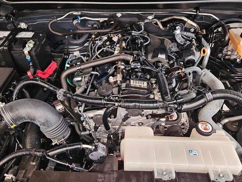 Used 2024 Toyota Tacoma SR5 image 21