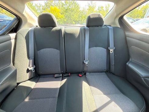 Used 2019 Nissan Versa SV FWD image 27