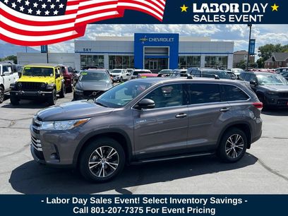 Used 2019 Toyota Highlander LE