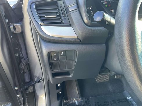 Used 2020 Honda CR-V LX image 31