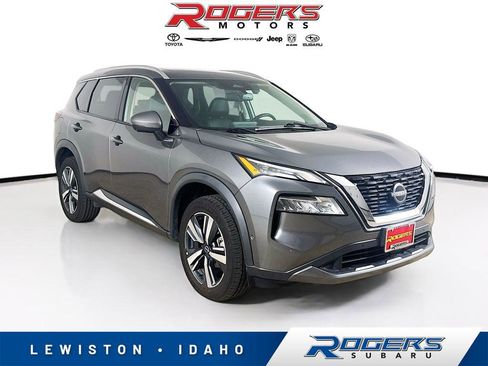 Used 2023 Nissan Rogue SL w/ SL Premium Package image 1
