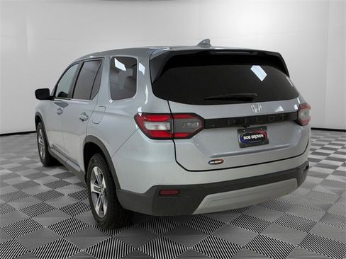 Used 2024 Honda Pilot EX-L image 5