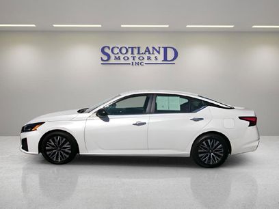 Used 2024 Nissan Altima 2.5 SV